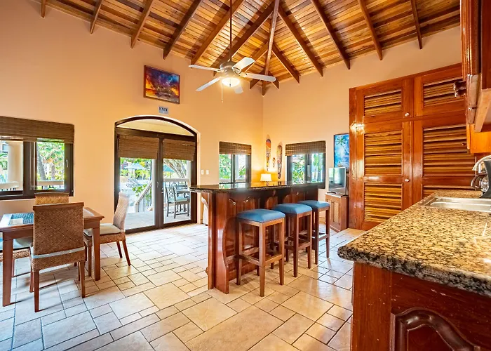 Coco Resort 4*